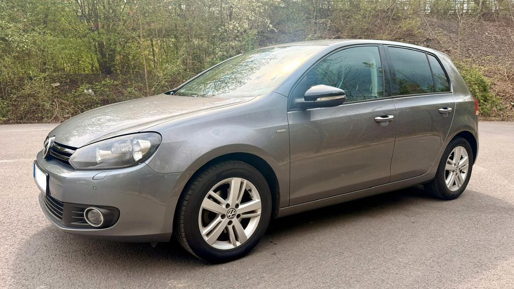 VW Golf 177.000 km 5.300 &euro; Bochum 44809