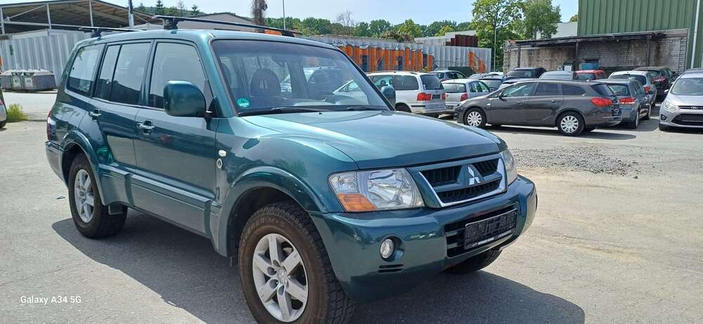 Mitsubishi Pajero 172.000 km 8.970 &euro; Bochum 44801