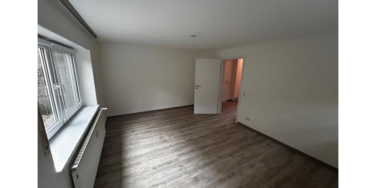 Erdgeschoßwohnung Holzwickede - 4 Zimmer, 126 m&sup2;, 359.000&euro; | Angebot:24350505