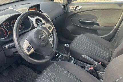 Opel Corsa 180.000 km 2.250 &euro; Herten 45699