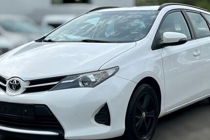 Toyota Auris 160.000 km 5.900 &euro; Hagen 58135