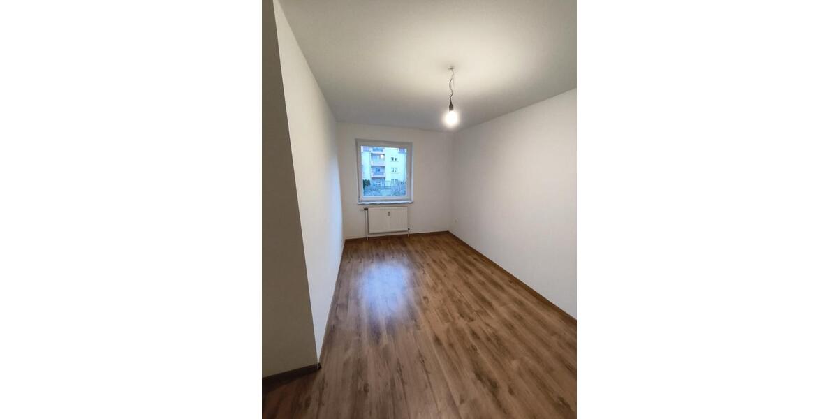 Etagenwohnung Essen Stadtbezirk VI - 3 Zimmer, 78 m&sup2;, 159.000&euro; | Angebot:26250401