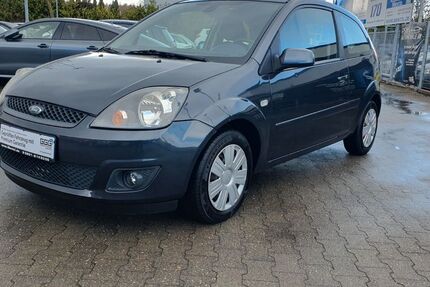 Ford Fiesta 123.000 km 3.890 &euro; Essen 45326