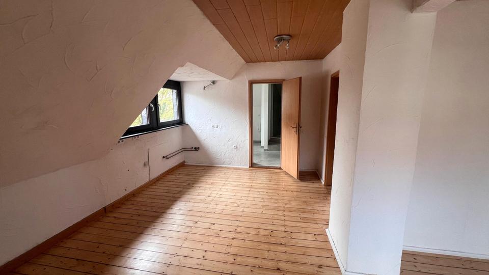 Dachgeschoßwohnung Castrop-Rauxel Rauxel - 2 Zimmer, 71 m&sup2;, 462&euro; | Angebot:26088156