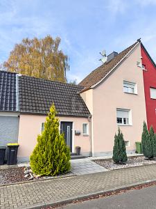 RAUM FÜR FAMILIE ,RUHE UND ZUKUNFT - Reihenmittelhaus Kamen | Angebot:26528637