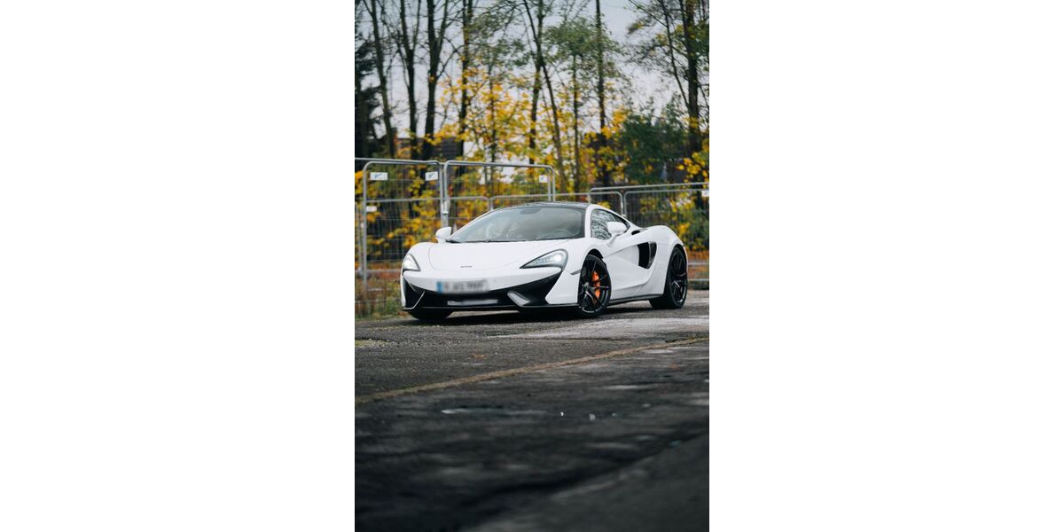 McLaren 570GT 36.750 km 117.900 &euro; Recklinghausen 45659