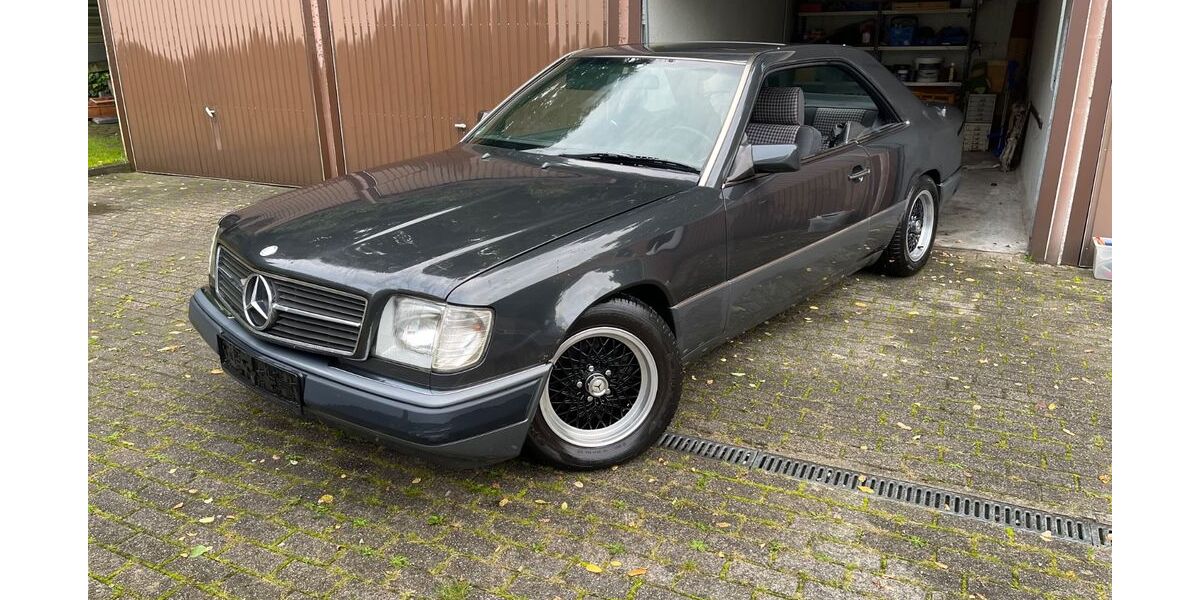 Mercedes-Benz CE 300 252.400 km 6.200 &euro; Essen 45355
