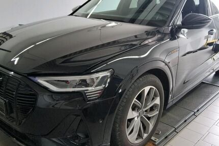 Audi e-tron 29.739 km 31.865 &euro; Hagen 58091