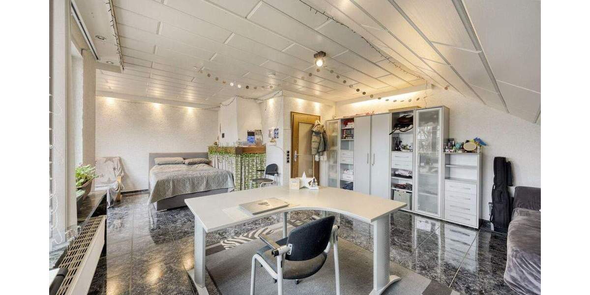 Etagenwohnung Castrop-Rauxel Frohlinde - 5 Zimmer, 176 m&sup2;, 340.000&euro; | Angebot:25680060