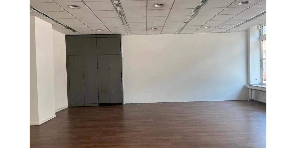 Gewerbeobjekt Essen Stadtbezirk VIII - 1.300&euro; | Angebot:25276991