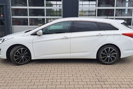 Hyundai i40 97.000 km 8.650 &euro; Datteln 45711