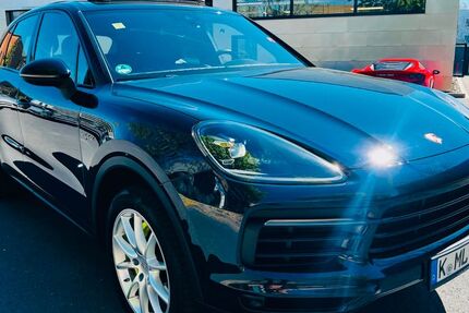Porsche Cayenne 174.000 km 44.625 &euro; Bottrop 46242