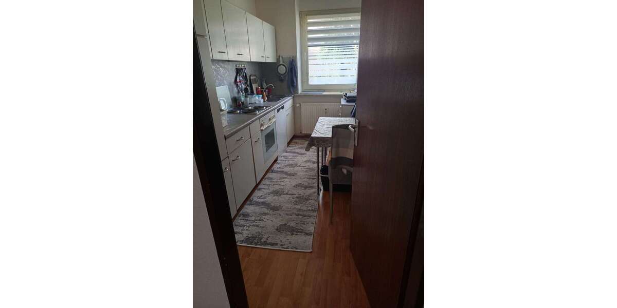 Etagenwohnung Gelsenkirchen Bismarck - 3 Zimmer, 72 m&sup2;, 470&euro; | Angebot:25422101