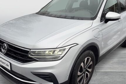 VW Tiguan 32.654 km 24.988 &euro; Bergkamen 59192