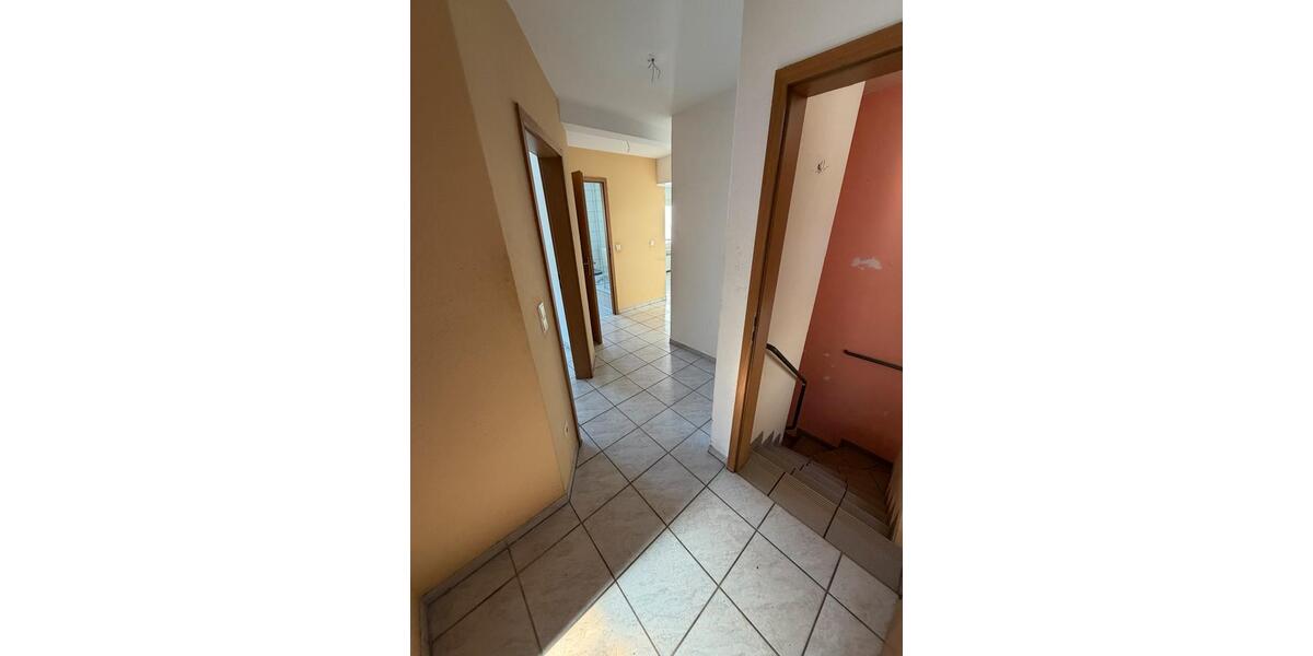 Etagenwohnung Gelsenkirchen Gelsenkirchen-Mitte - 4 Zimmer, 100 m&sup2;, 1.180&euro; | Angebot:26626170