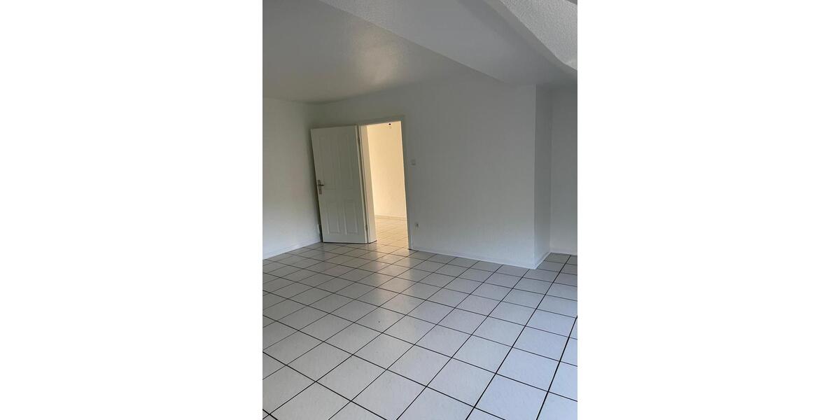 Etagenwohnung Gelsenkirchen Gelsenkirchen-Mitte - 3 Zimmer, 100 m&sup2;, 800&euro; | Angebot:25900423