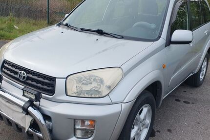 Toyota RAV 4 73.500 km 6.900 &euro; Datteln 45711
