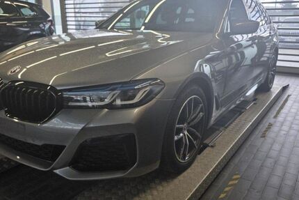 BMW 530 61.449 km 37.535 &euro; Hagen 58091