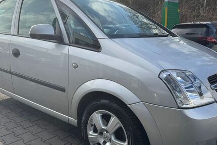 Opel Meriva 147.000 km 2.690 &euro; Bottrop 46238