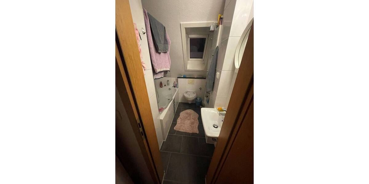 Etagenwohnung Bochum Riemke - 2 Zimmer, 37 m&sup2;, 290&euro; | Angebot:26139958