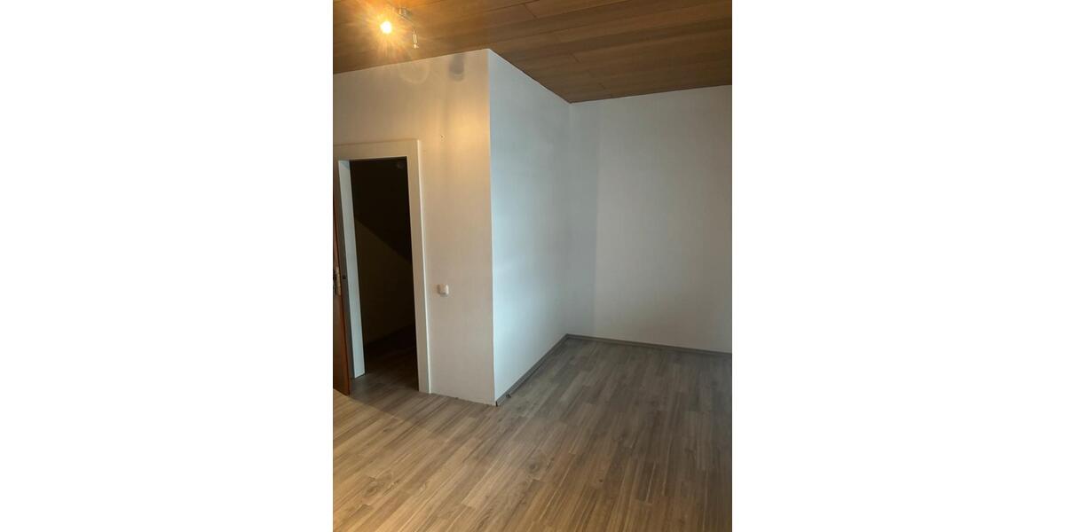 Etagenwohnung Herne Wanne-Bickern - 2.5 Zimmer, 72 m&sup2;, 650&euro; | Angebot:25355281