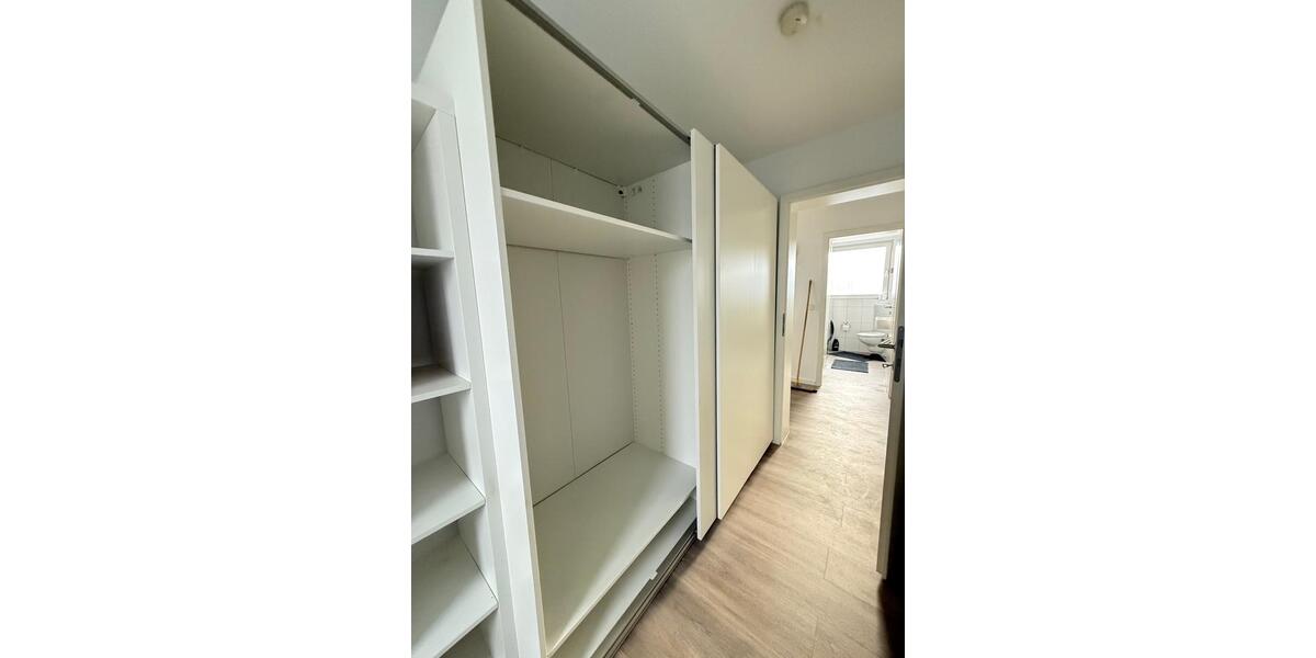 Dachgeschoßwohnung Essen Stadtbezirk III - 2 Zimmer, 53 m&sup2;, 1.480&euro; | Angebot:25247983