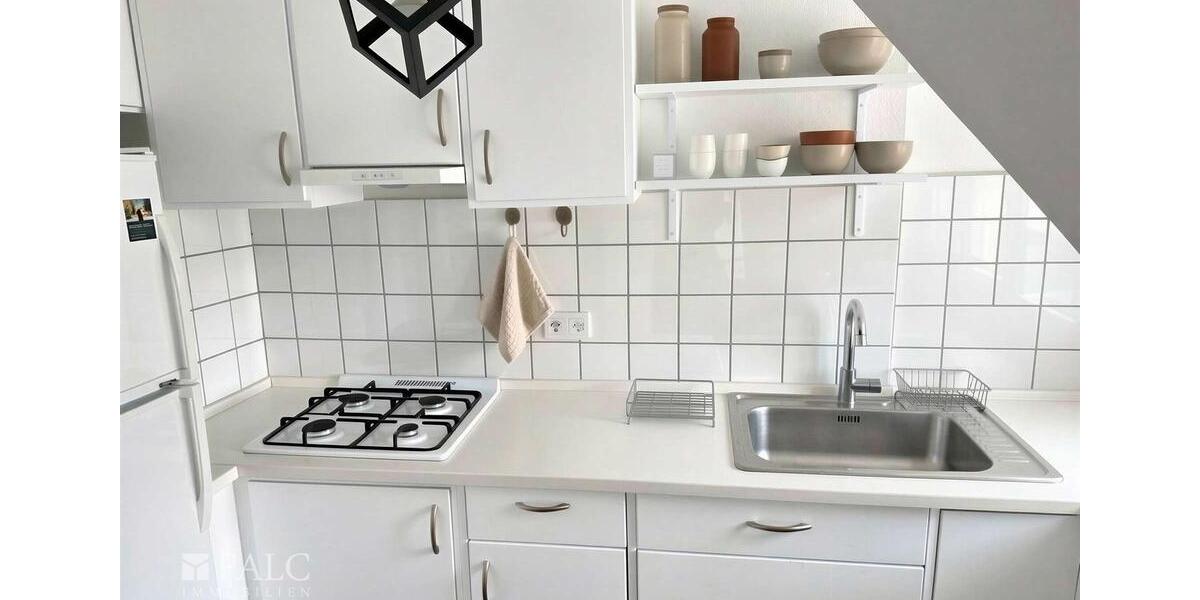 Dachgeschoßwohnung Essen Frillendorf - 2 Zimmer, 53 m&sup2;, 350&euro; | Angebot:25354456