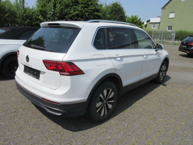 VW Tiguan MOVE 2.0 TDI DSG NAVI KAMERA LED ACC ALU AP 28.150 km 31.988 &euro; Bergkamen 59192
