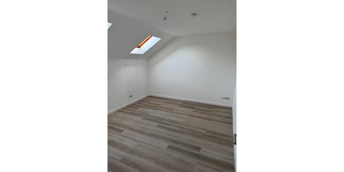 Dachgeschoßwohnung Gevelsberg - 2 Zimmer, 52 m&sup2;, 620&euro; | Angebot:26621331