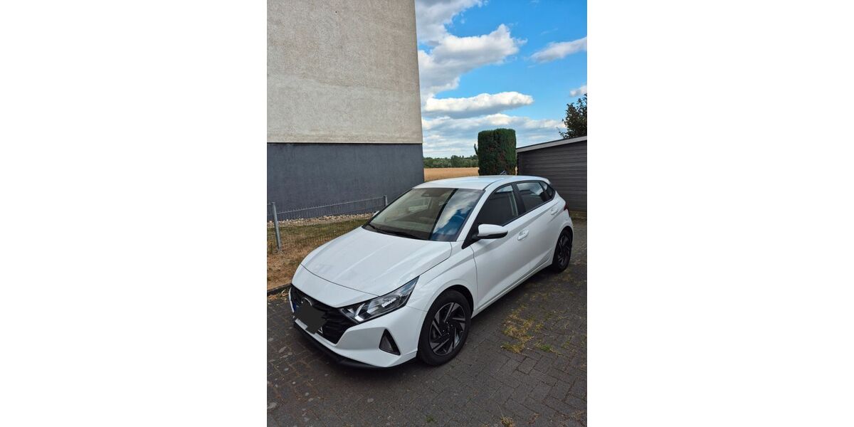 Hyundai i20 15.100 km 13.490 &euro; Bochum 44894