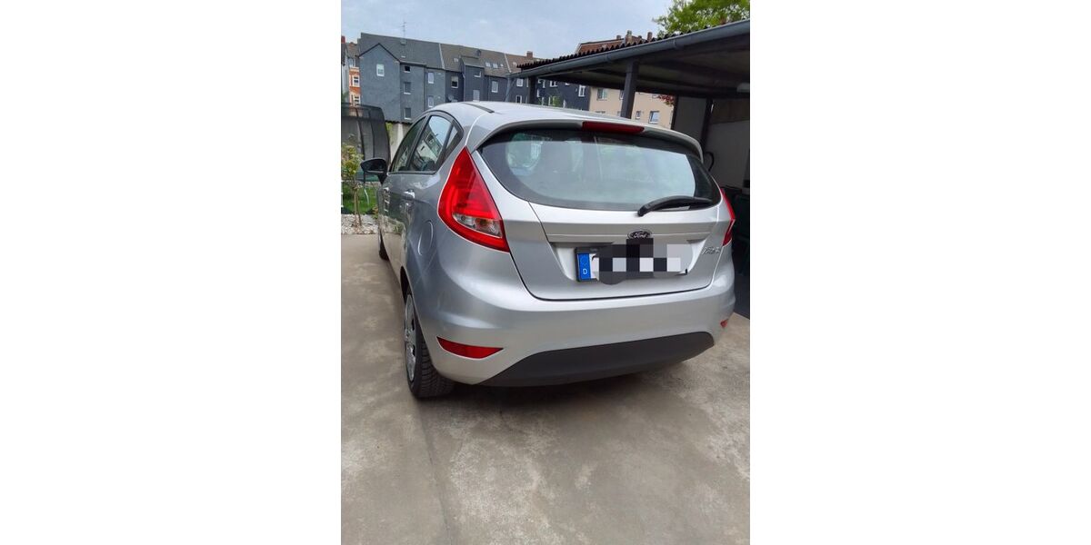 Ford Fiesta 220.000 km 2.250 &euro; Gelsenkirchen 45892