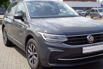 VW Tiguan 38.000 km 26.290 &euro; Selm 59379