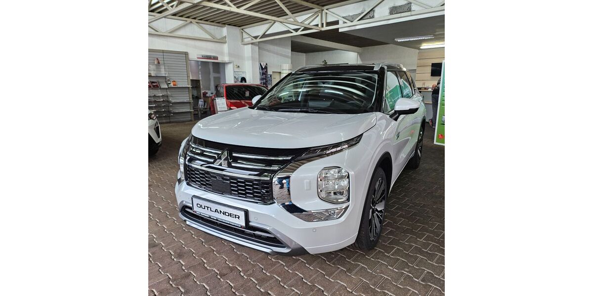 Mitsubishi Plug-in Hybrid Outlander 6.000 km 49.990 &euro; Witten 58454