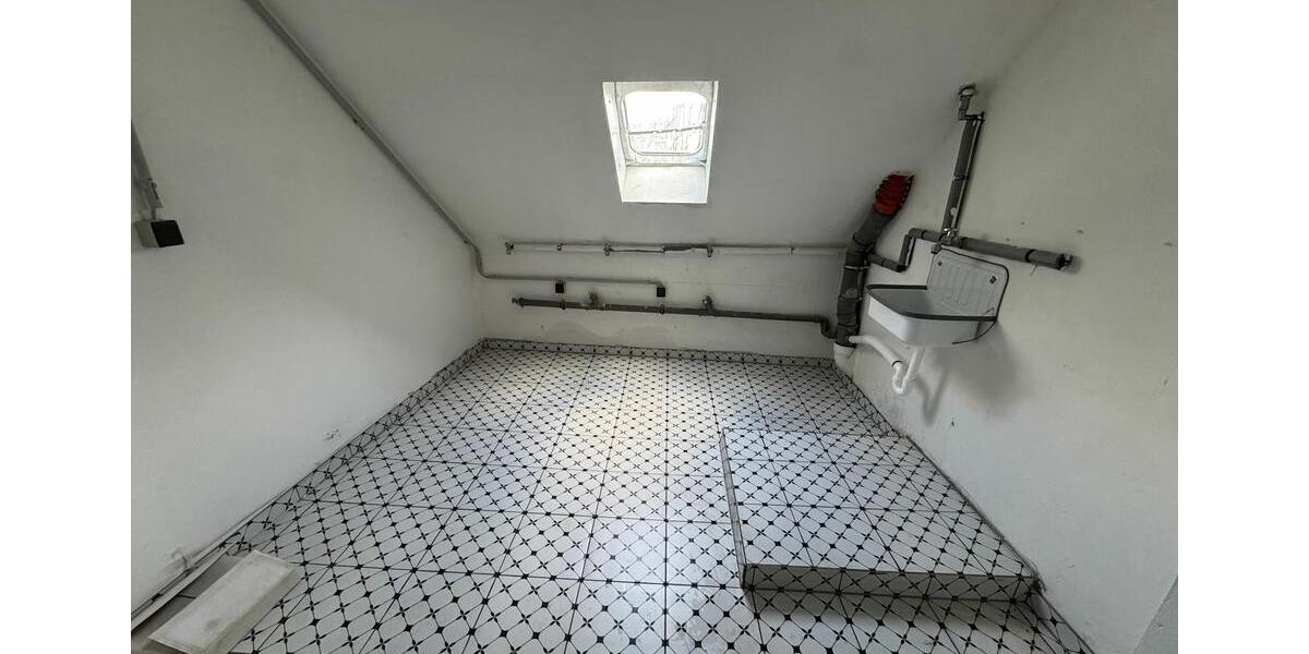 Etagenwohnung Dortmund Mengede - 4 Zimmer, 78 m&sup2;, 900&euro; | Angebot:25396301