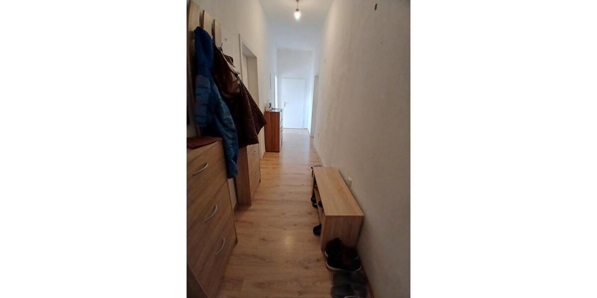 Dachgeschoßwohnung Bochum Eppendorf - 4 Zimmer, 90 m&sup2;, 500&euro; | Angebot:25179110