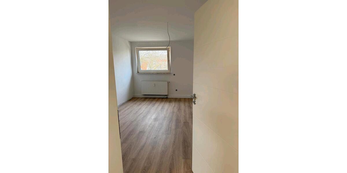 Etagenwohnung Bergkamen - 3 Zimmer, 74 m&sup2;, 750&euro; | Angebot:25854388