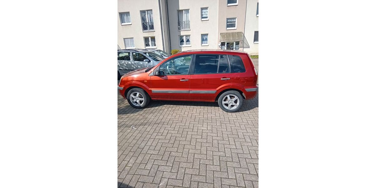 Ford Fusion 114.427 km 2.500 &euro; Witten 58453