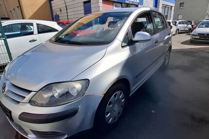 VW Golf 97.800 km 2.990 &euro; Dortmund 44339