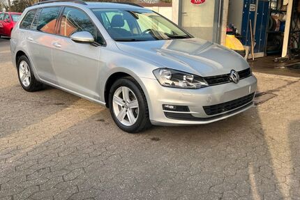 VW Golf 178.000 km 7.980 &euro; Essen 45141
