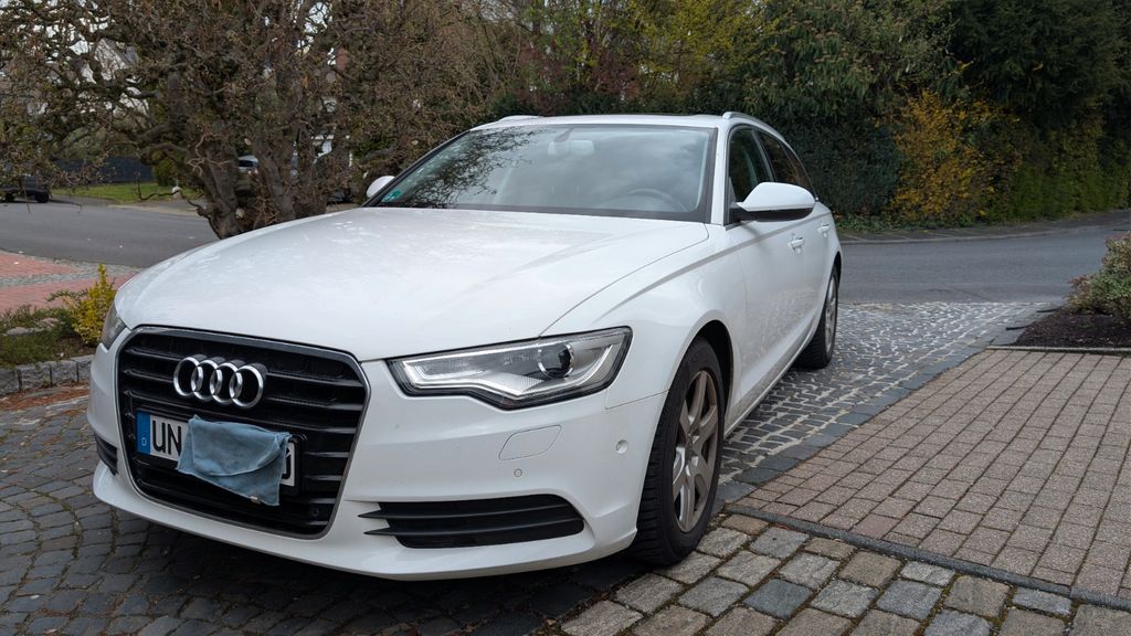 Audi A6 270.000 km 12.100 &euro; Unna 59423