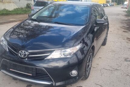 Toyota Auris 280.505 km 6.300 &euro; Essen 45326