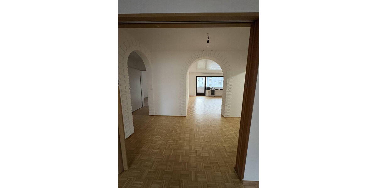 Etagenwohnung Gladbeck Mitte - 3 Zimmer, 94 m&sup2;, 900&euro; | Angebot:26117619