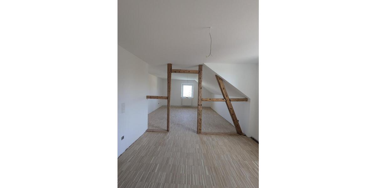 Dachgeschoßwohnung Kamen - 4 Zimmer, 83 m&sup2;, 790&euro; | Angebot:26407234