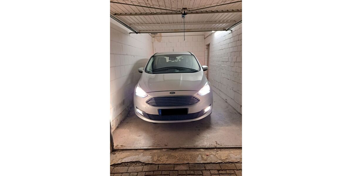 Ford Grand C-Max 93.500 km 7.500 &euro; Essen 45277