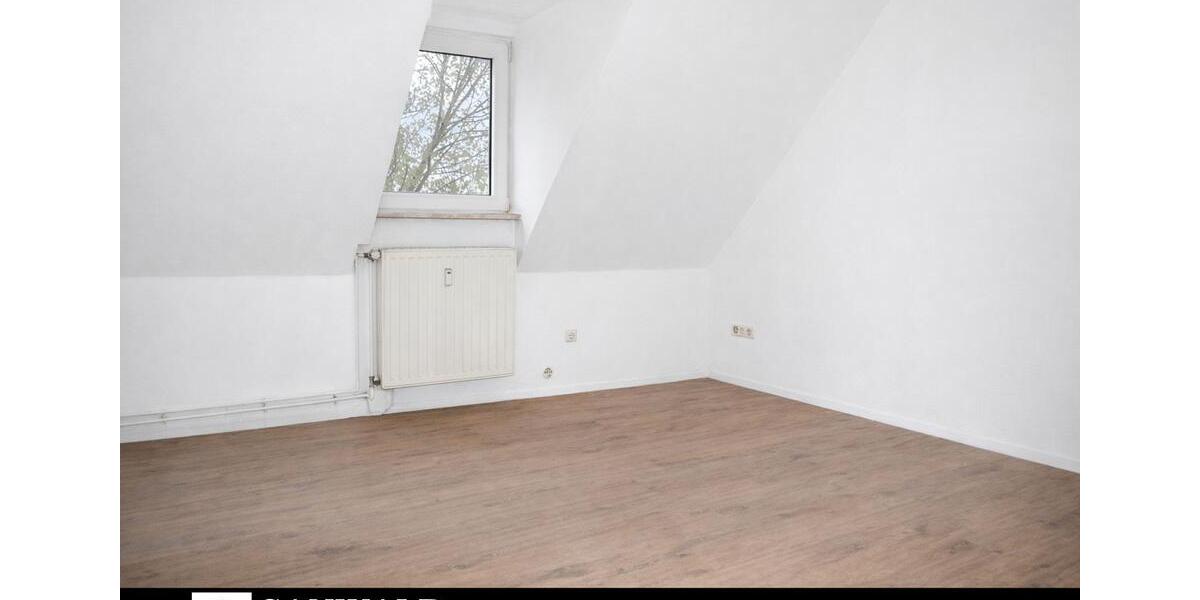 Dachgeschoßwohnung Essen Frillendorf - 3.5 Zimmer, 42 m&sup2;, 350&euro; | Angebot:26025407