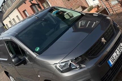 Peugeot Partner 114.000 km 9.650 &euro; Gelsenkirchen 45892