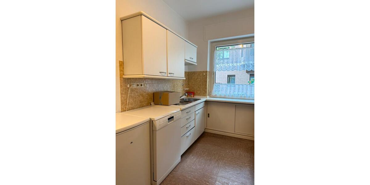 Hochparterre Essen Stadtbezirk II - 3 Zimmer, 94 m&sup2;, 1.100&euro; | Angebot:25841748