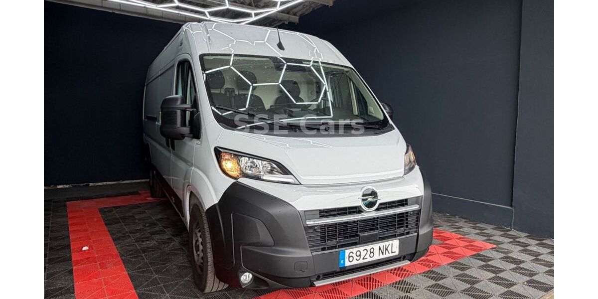 Opel Movano 24.000 km 24.900 &euro; Bochum 44795
