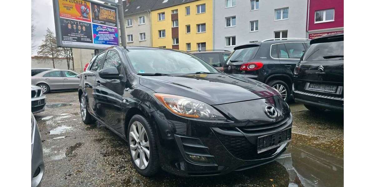 Mazda 3 176.000 km 4.400 &euro; Essen 45144