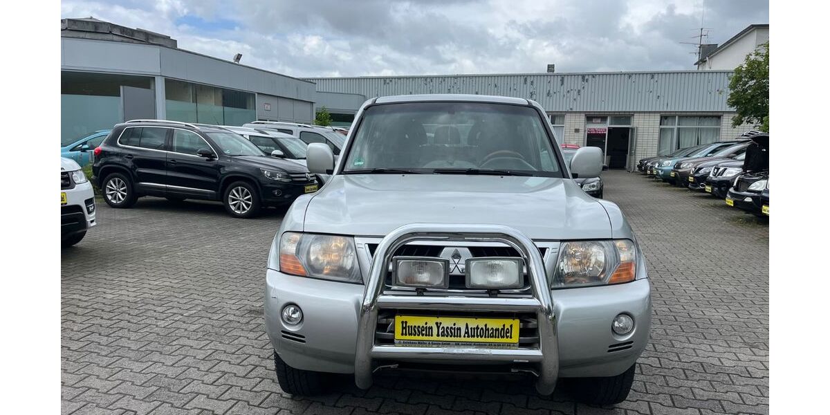 Mitsubishi Pajero 330.000 km 5.500 &euro; Dortmund 44147